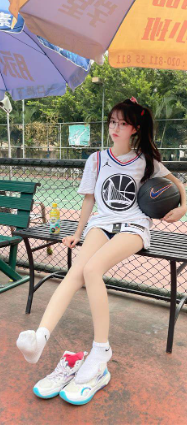 诺丁汉明星活动实时时间追踪